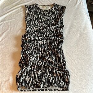 Reiss Black and White Ruched Body-Hugging Women's Dress. Very flattering!!